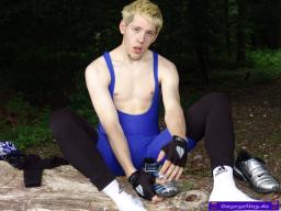 Alex, 19 > Quickstep-outfit