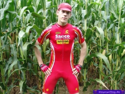 Alex, 19 > Saeco-saddle-corn